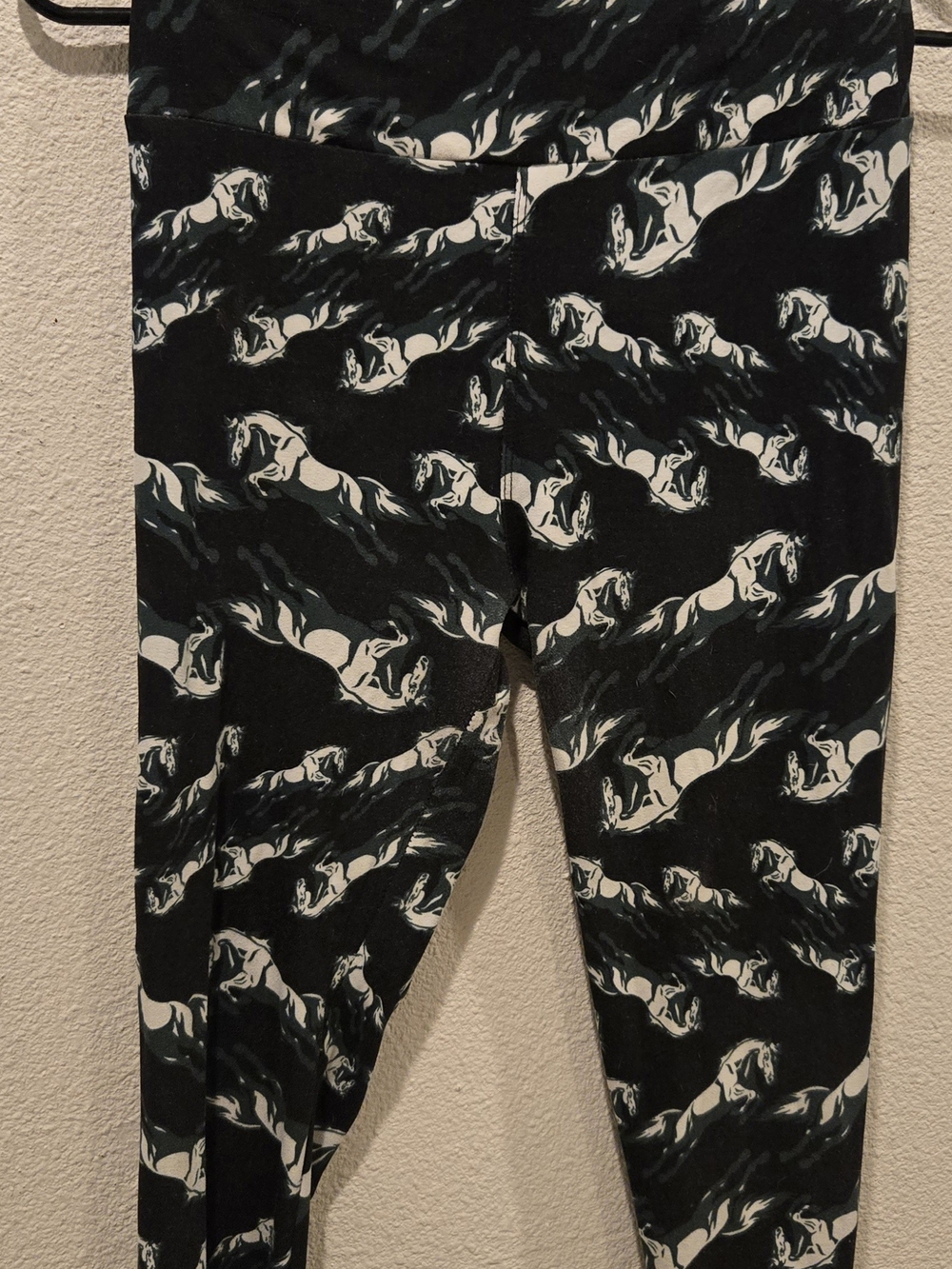LuLaRoe Black Leggings with White Horse Silhouette Print
